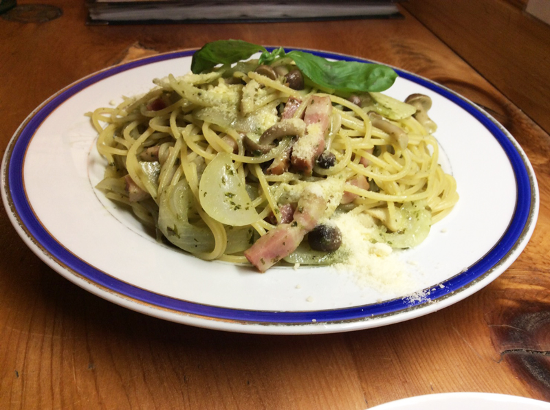 Spaghetti genovese